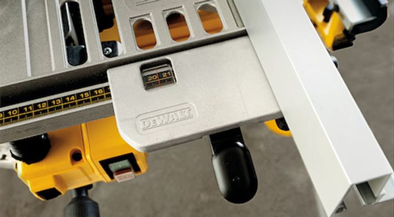 Troncatrice con pianetto De Walt Mod.D27113-QS 